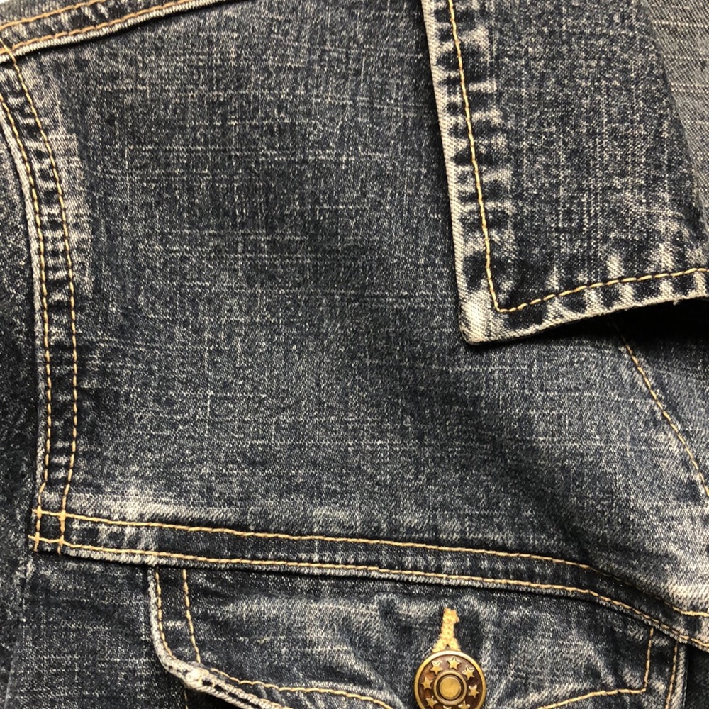 Denim jacket💕 - Picture 3 of 4